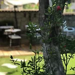 فندق مبيت وإفطار Bizim Ev Alacati *