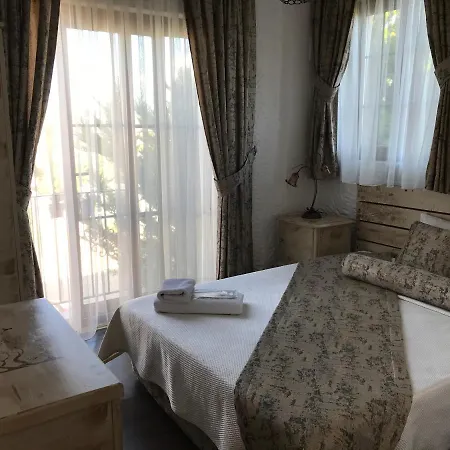 Bizim Ev Alacati *