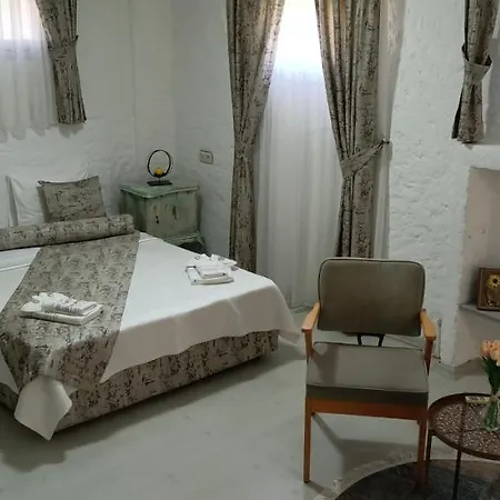 Bizim Ev Alacati Bed & Breakfast Izmir