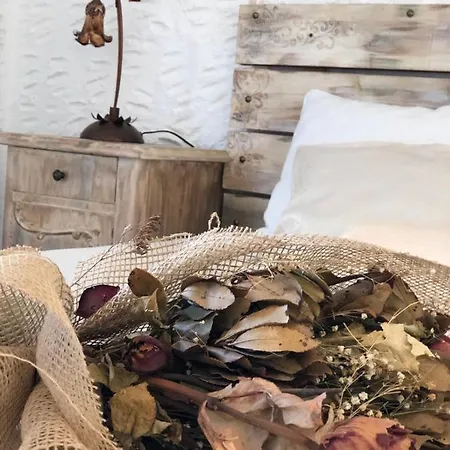 Bizim Ev Alacati Bed & Breakfast *