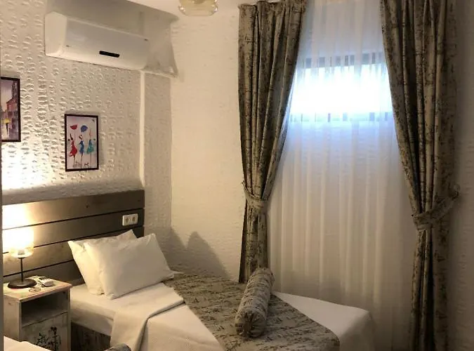 Bizim Ev Alaçatı Couette-café *