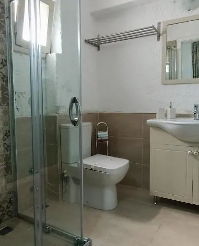 Couette-café Bizim Ev Alaçatı *