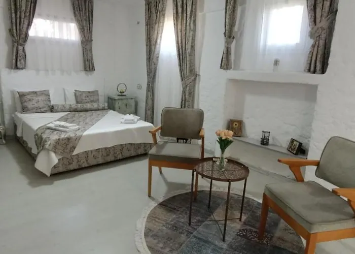 Couette-café Bizim Ev Alaçatı