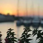 Bizim Ev Alacati 住宿加早餐酒店